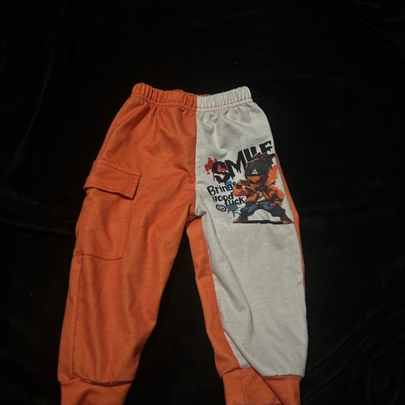 SHEIN Kids Orange and White Graphic Sweatpants - Picture 1 of 3